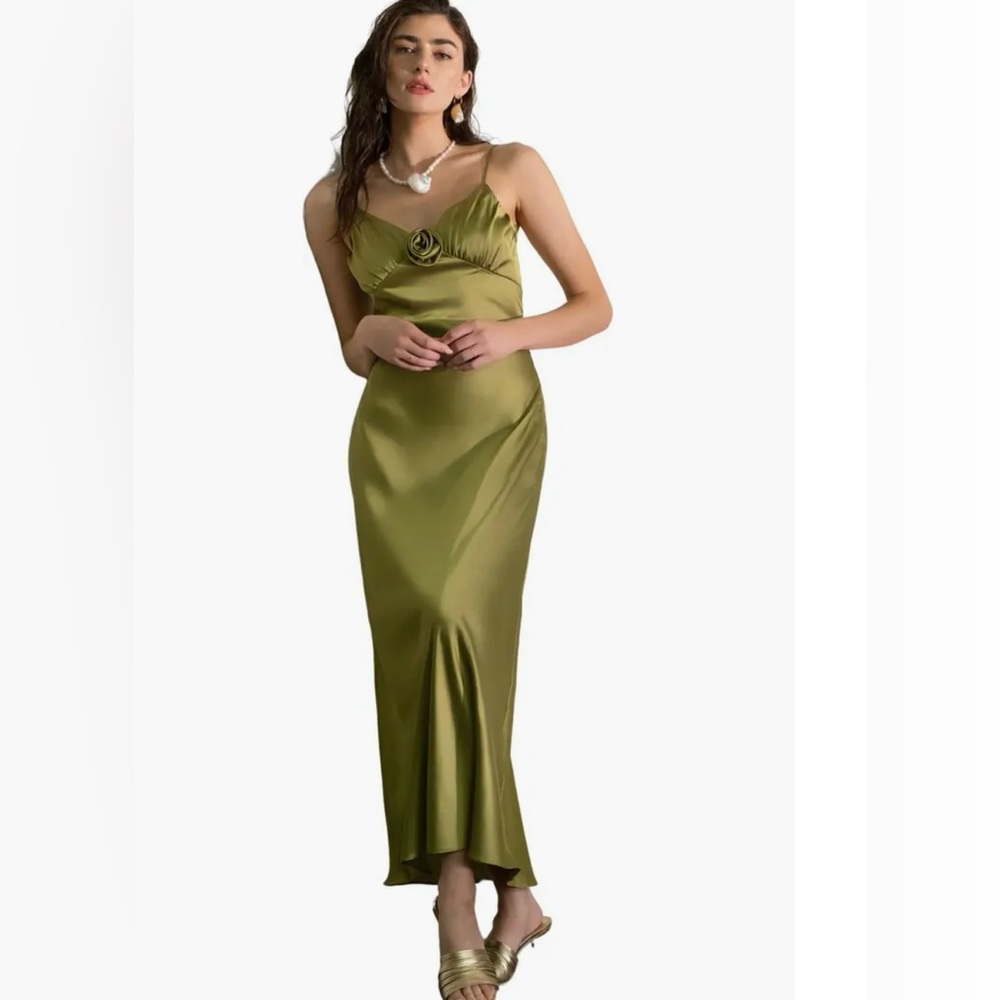 BY THE RIVER from Nordstrom rack size small New with tags Sage Green dress